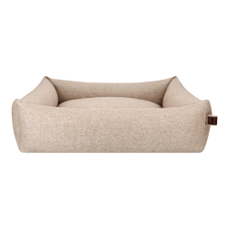 lifestyle dog basket for dog caseshot